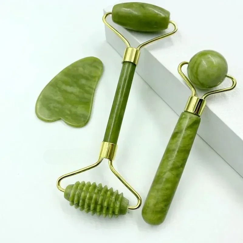 Naturalny jadeitowy roller do  – Jade Roller Stone recenzja i cena