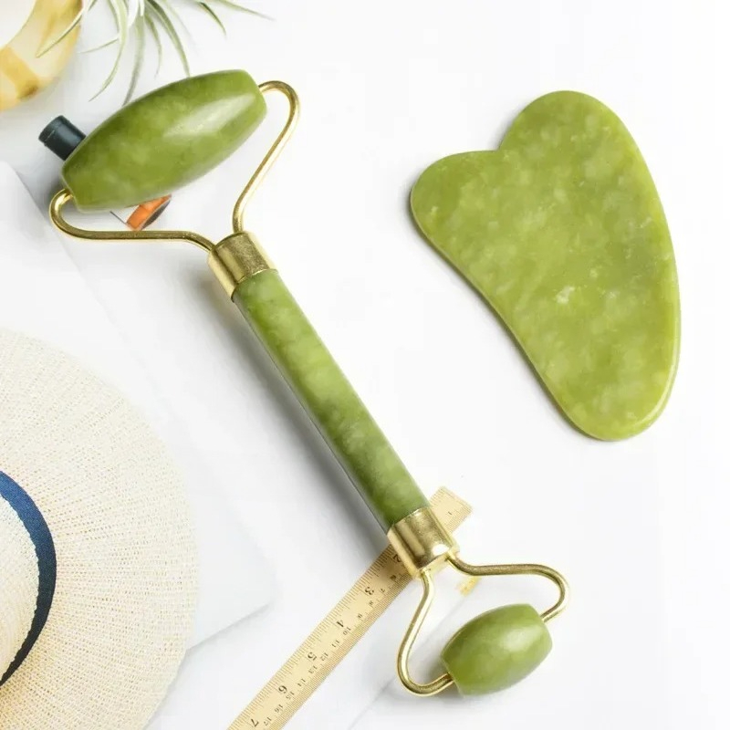 Naturalny jadeitowy roller do  – Jade Roller Stone recenzja i cena